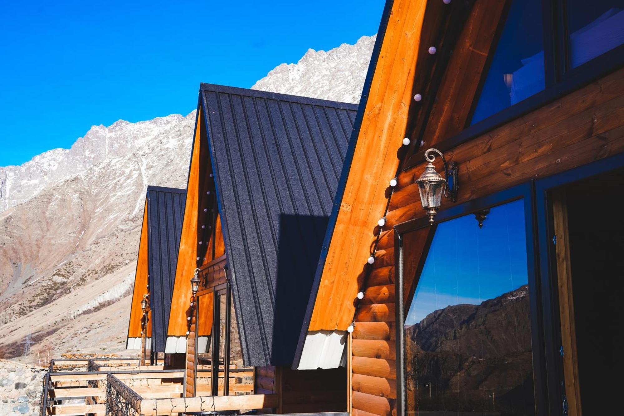 Restart Cottages In Kazbegi Stepantsminda Exterior foto